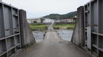 k_tra0929x.jpg
